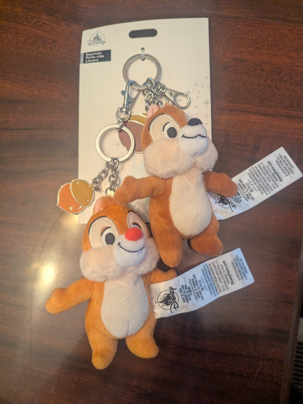 Disney Parks Chip & Dale Plush With Acorn Bag Charm Keychain New Set